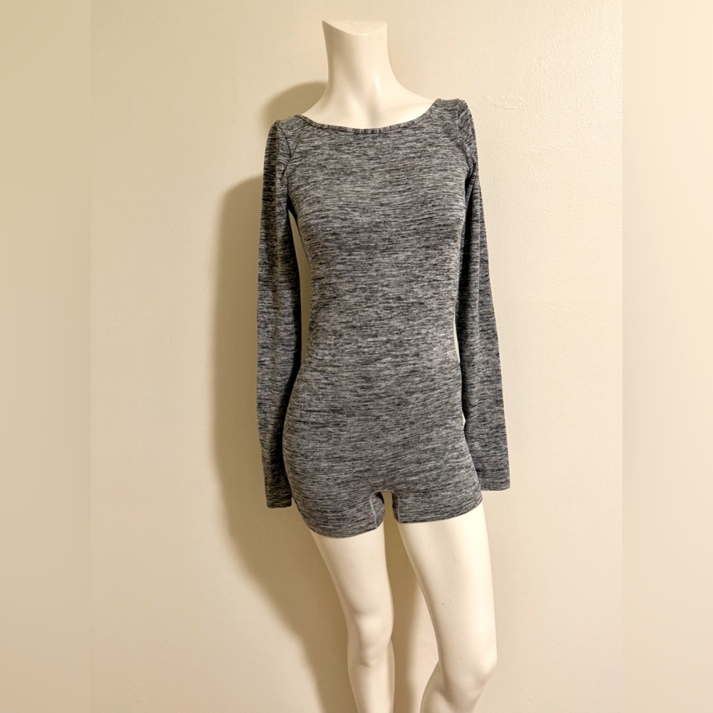 NWOT….FP Movement by Free People Gray sports long sleeve romper ,Sz: XS